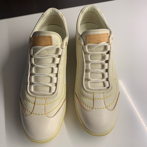 Louis Vuitton sneakers - Picture 1 of 4